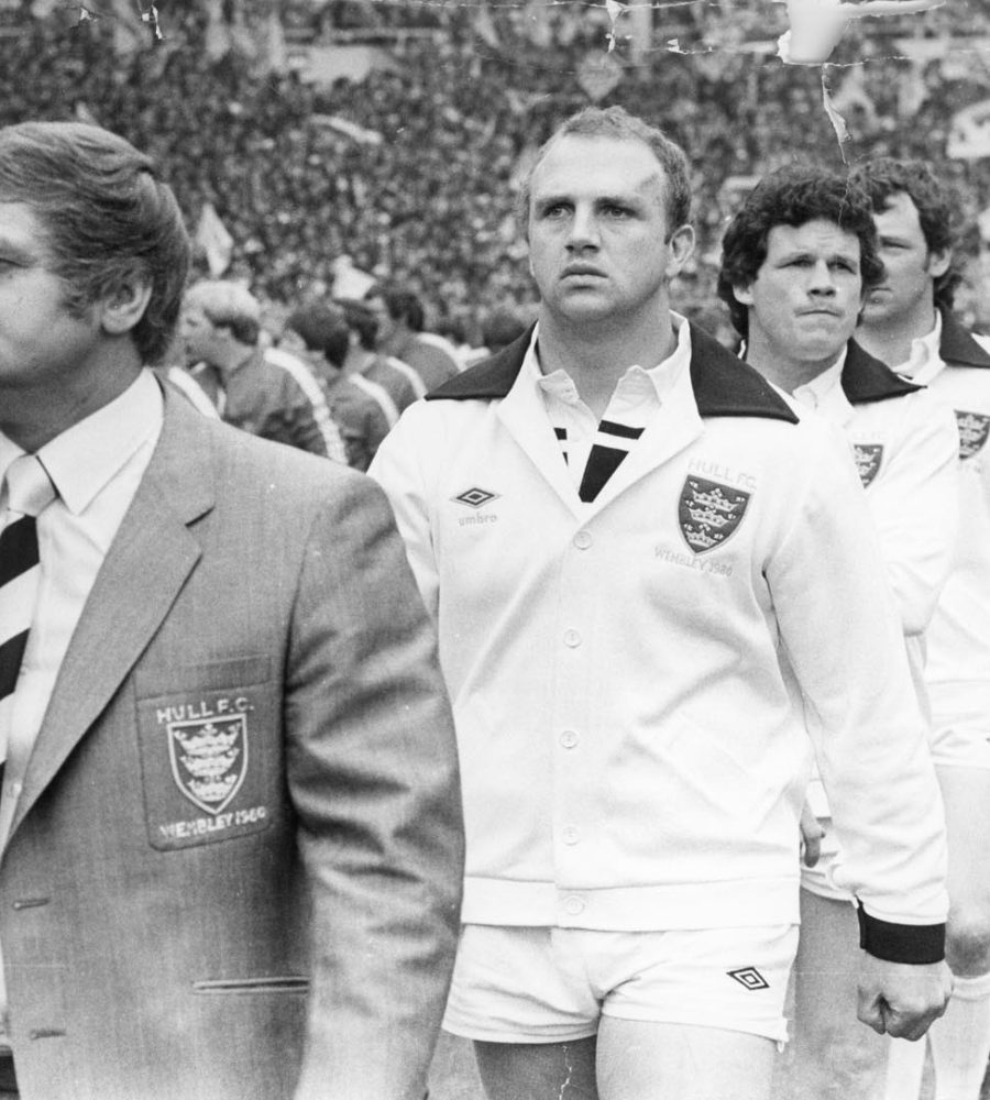 ARCHIVE  OLD SPORT  51434G5    27/3/07    Hull's greatest derby game of all time? The 1980 Challenge Cup Final at Wembley when Hull FC played against Hull Kingston Rovers (HKR). HKR won 10 points to five. Hull FC coach Arthur Bunting leads his team out.
